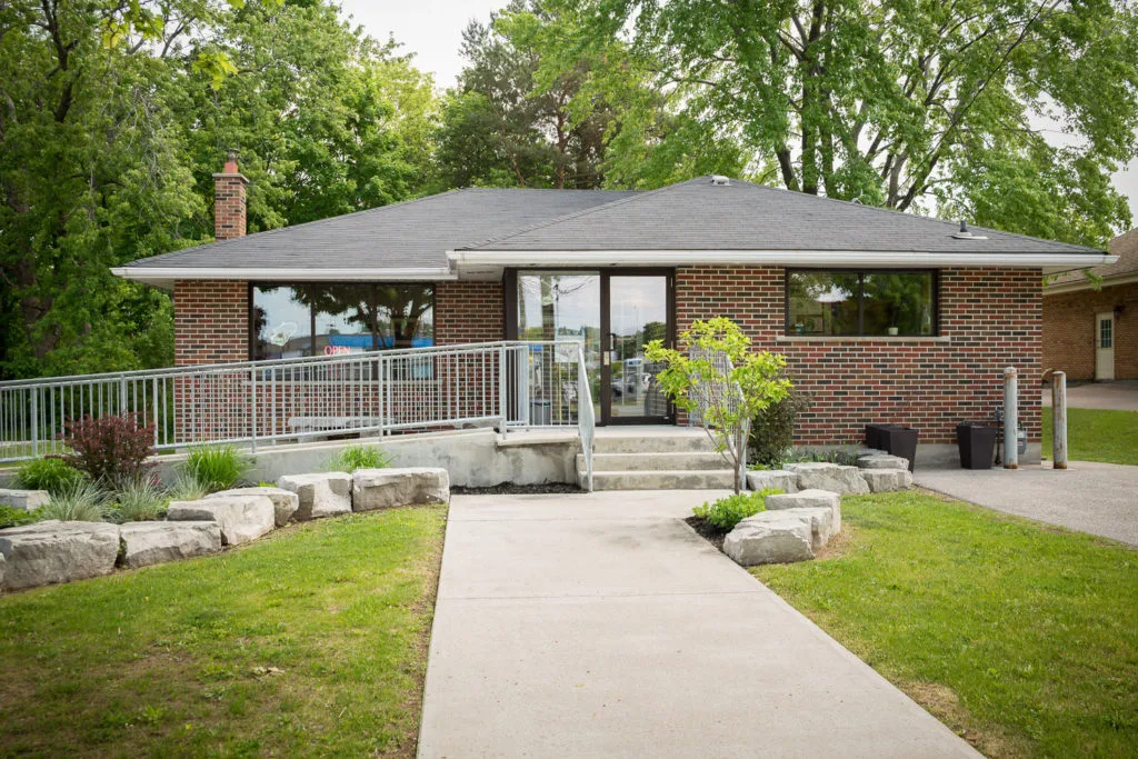Baywood South Animal Hospital