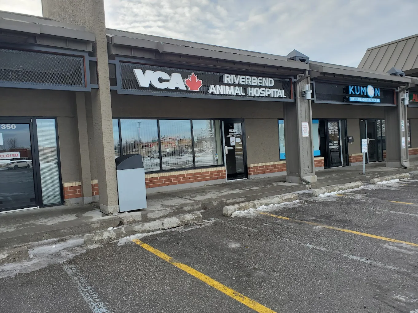 VCA Canada Riverbend Animal Hospital