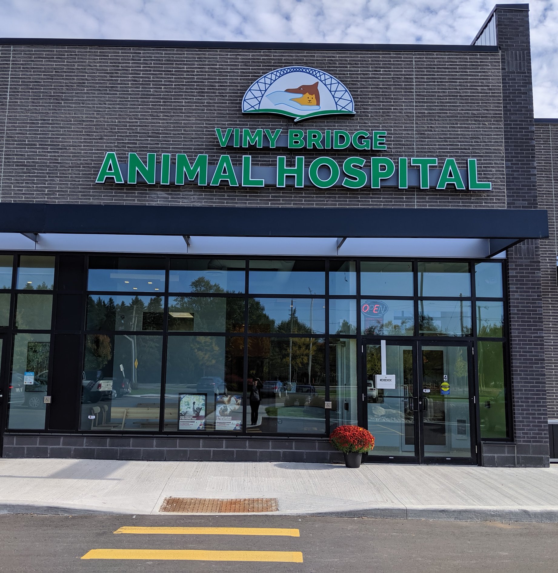 Vimy Bridge Animal Hospital